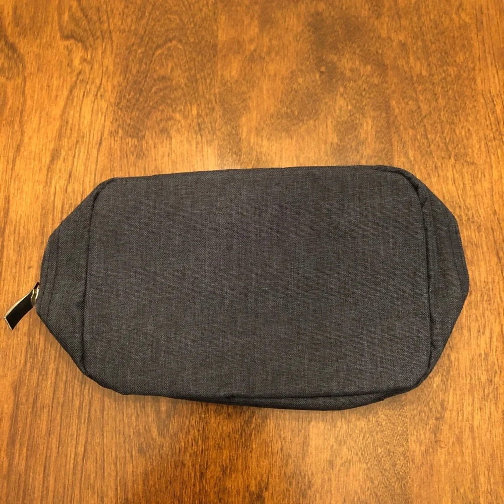 Laptop sleeve with small bag